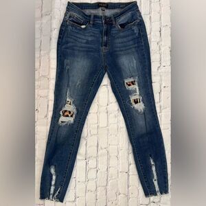 Judy Blue Size 29 Peekaboo Cheetah Leopard Distressed Skinny Jeans Animal Print